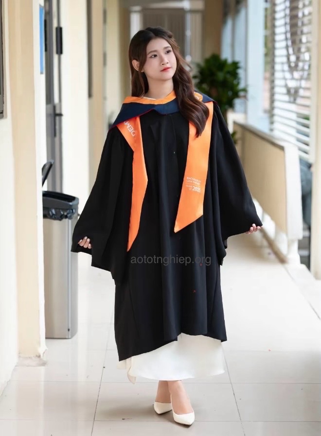 Aó tốt nghiệp cử nhân Đồng Nai